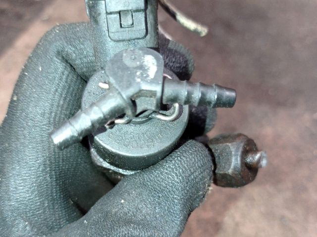 bontott MITSUBISHI SPACE STAR Porlasztó (1 db)