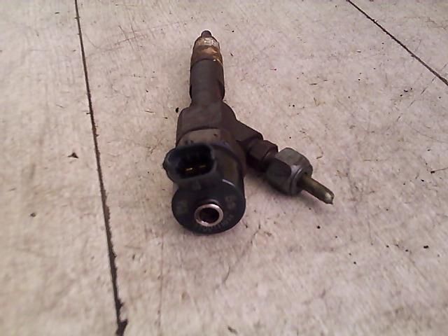 bontott MITSUBISHI SPACE STAR Porlasztó (1 db)