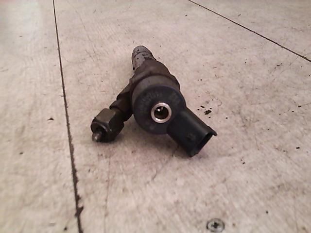 bontott MITSUBISHI SPACE STAR Porlasztó (1 db)