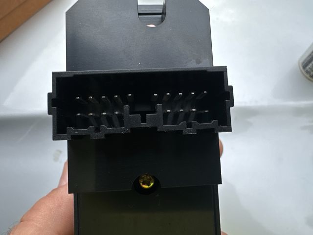 bontott MITSUBISHI SPACE STAR Ablakemelő Kapcsoló Négyes / Kettes