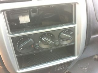 bontott MITSUBISHI SPACE STAR Bal C Oszlop Oldalablak Üveg