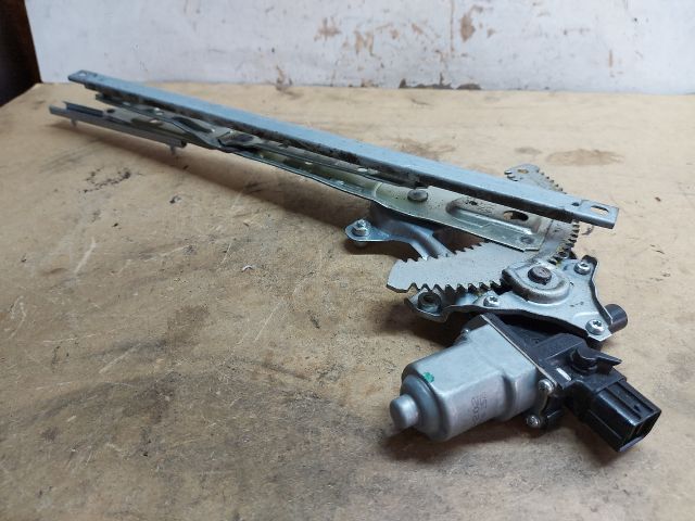 bontott MITSUBISHI SPACE STAR Bal első Ablakemelő Szerkezet (Elektromos)