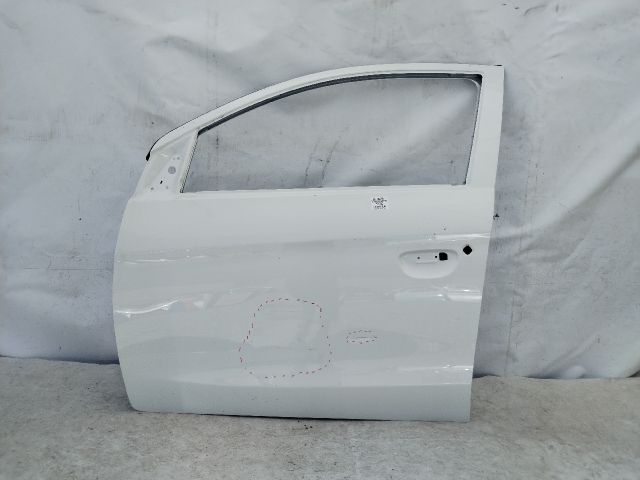 bontott MITSUBISHI SPACE STAR Bal első Ajtó (Üres lemez)