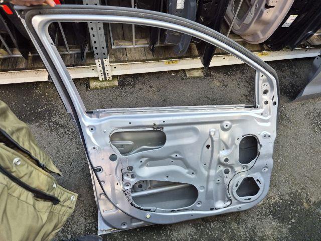 bontott MITSUBISHI SPACE STAR Bal első Ajtó (Üres lemez)