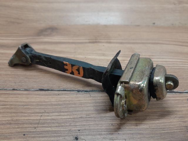 bontott MITSUBISHI SPACE STAR Bal első Ajtóhatároló