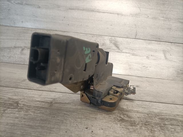 bontott MITSUBISHI SPACE STAR Bal első Ajtózár