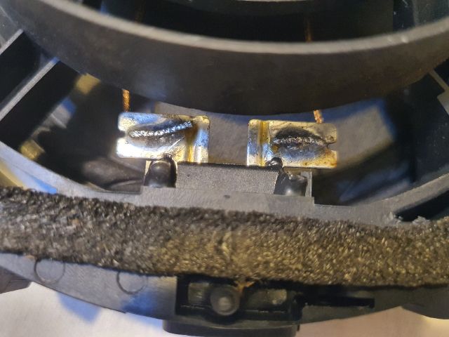 bontott MITSUBISHI SPACE STAR Bal első Hangszóró