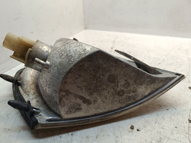 bontott MITSUBISHI SPACE STAR Bal első Irányjelző