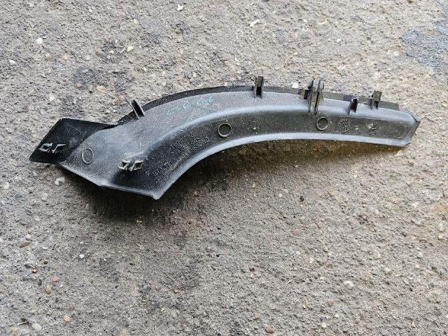 bontott MITSUBISHI SPACE STAR Bal első Sárvédő Díszléc