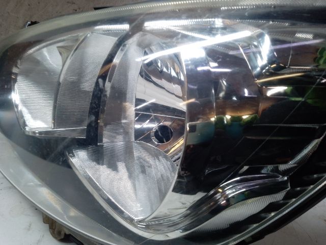 bontott MITSUBISHI SPACE STAR Bal Fényszóró