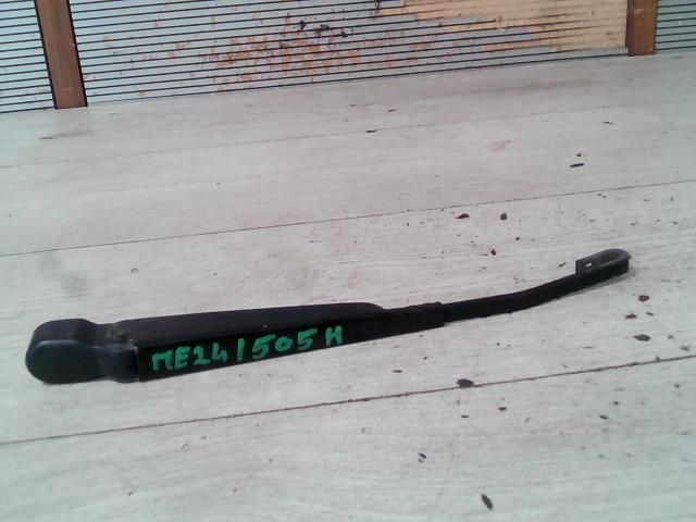 bontott MITSUBISHI SPACE STAR Bal hátsó Ablaktörlő Kar