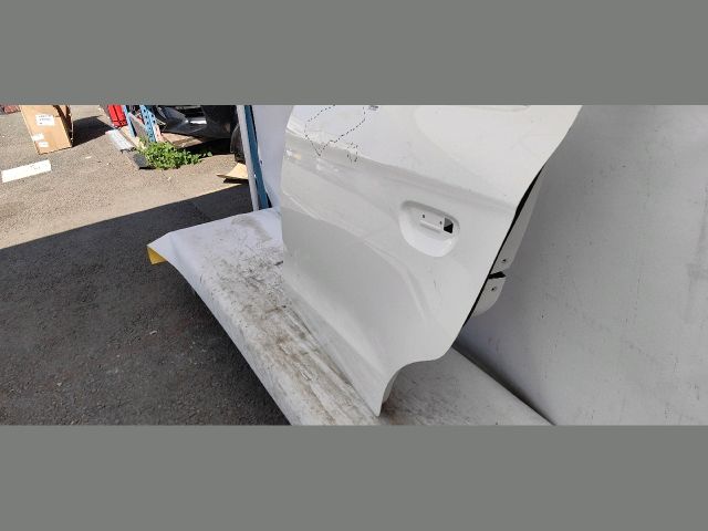 bontott MITSUBISHI SPACE STAR Bal hátsó Ajtó (Üres lemez)