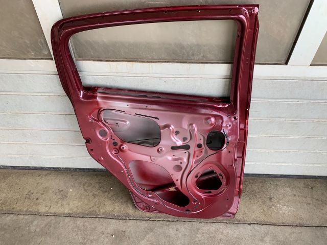 bontott MITSUBISHI SPACE STAR Bal hátsó Ajtó (Üres lemez)