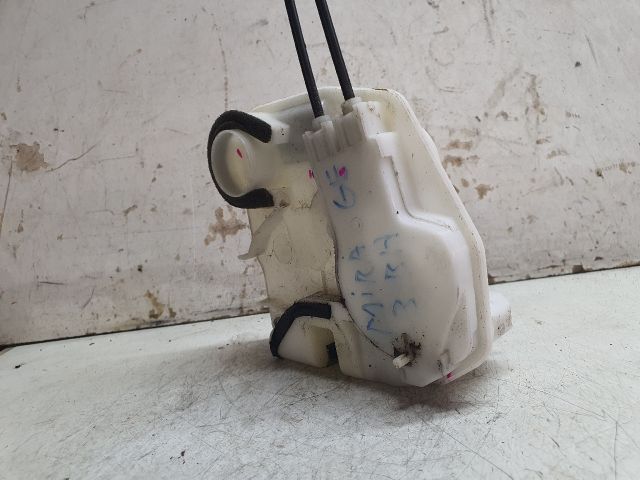 bontott MITSUBISHI SPACE STAR Bal hátsó Ajtózár