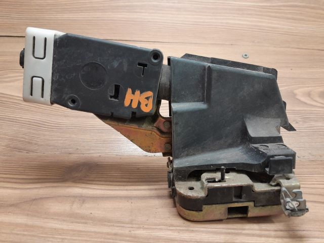 bontott MITSUBISHI SPACE STAR Bal hátsó Ajtózár