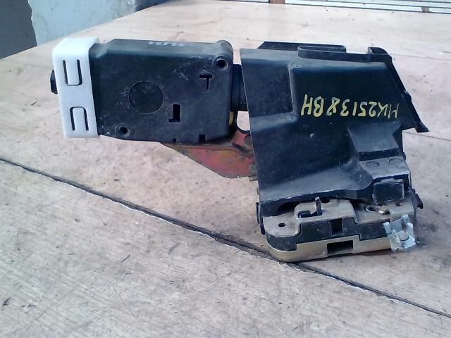 bontott MITSUBISHI SPACE STAR Bal hátsó Ajtózár