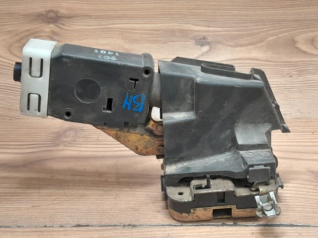 bontott MITSUBISHI SPACE STAR Bal hátsó Ajtózár