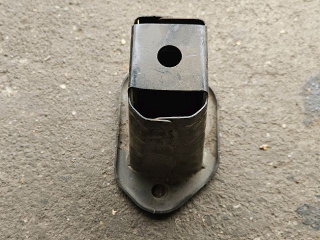 bontott MITSUBISHI SPACE STAR Bal Lökhárító Tartó Nyúlványvég