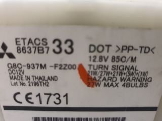 bontott MITSUBISHI SPACE STAR Biztosítéktábla Utastér