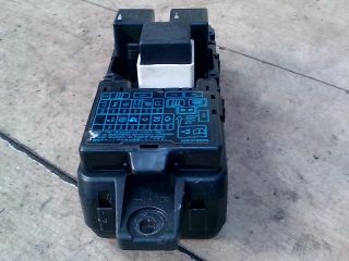 bontott MITSUBISHI SPACE STAR Biztosítéktábla Utastér