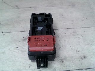 bontott MITSUBISHI SPACE STAR Biztosítéktábla Utastér