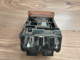 bontott MITSUBISHI SPACE STAR Biztosítéktábla Utastér