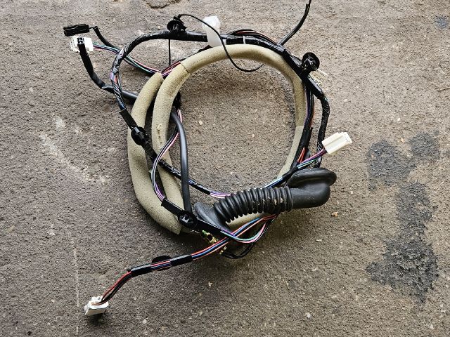 bontott MITSUBISHI SPACE STAR Csomagtérajtó Kábelköteg