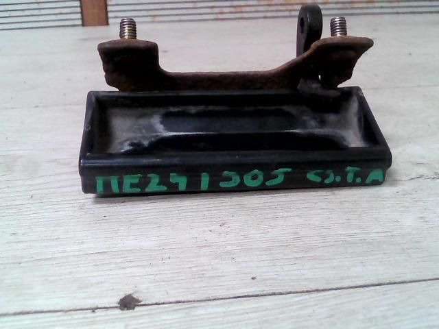 bontott MITSUBISHI SPACE STAR Csomagtérajtó Kilincs