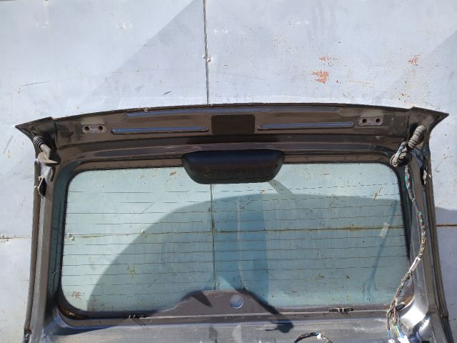 bontott MITSUBISHI SPACE STAR Csomagtérajtó (Részeivel)