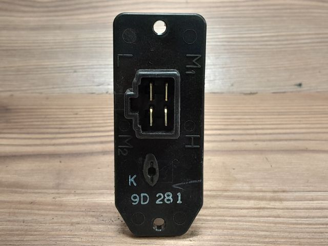 bontott MITSUBISHI SPACE STAR Előtét Ellenállás Fűtőmotor