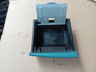 bontott MITSUBISHI SPACE STAR Első Hamutartó