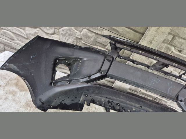 bontott MITSUBISHI SPACE STAR Első Lökhárító (Üresen)