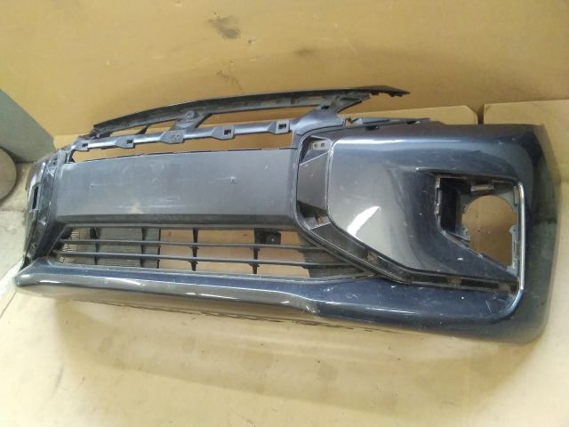 bontott MITSUBISHI SPACE STAR Első Lökhárító (Üresen)