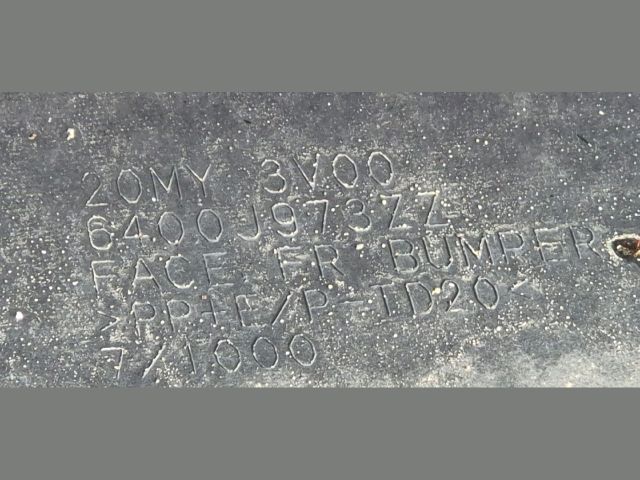 bontott MITSUBISHI SPACE STAR Első Lökhárító (Üresen)