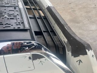 bontott MITSUBISHI SPACE STAR Első Lökhárító (Üresen)