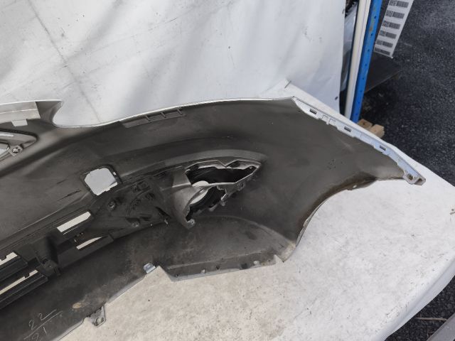 bontott MITSUBISHI SPACE STAR Első Lökhárító (Üresen)