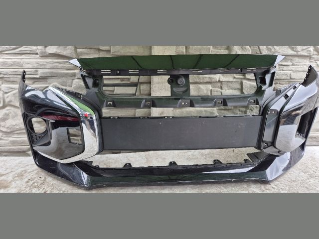 bontott MITSUBISHI SPACE STAR Első Lökhárító (Üresen)