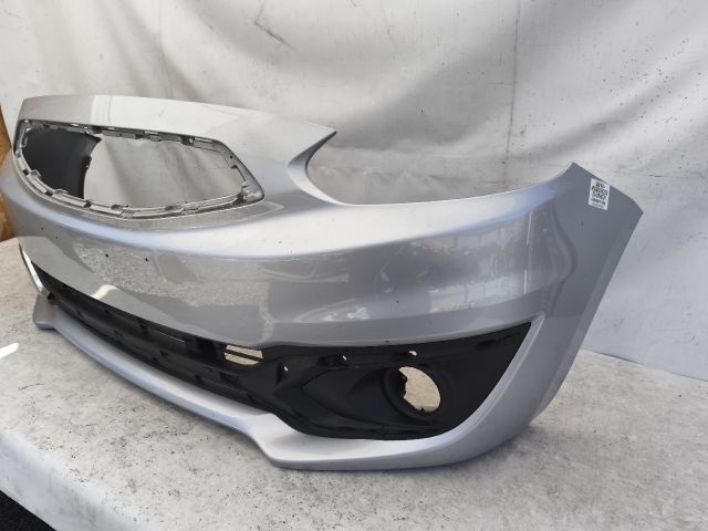 bontott MITSUBISHI SPACE STAR Első Lökhárító (Üresen)