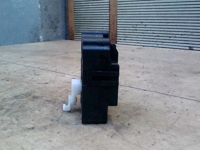 bontott MITSUBISHI SPACE STAR Fűtés Állító Motor