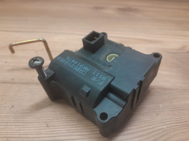 bontott MITSUBISHI SPACE STAR Fűtés Állító Motor