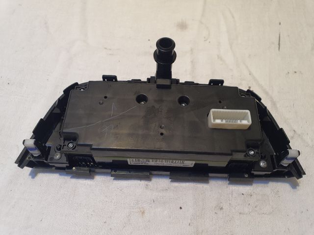 bontott MITSUBISHI SPACE STAR Fűtéskapcsoló (digit klímás)