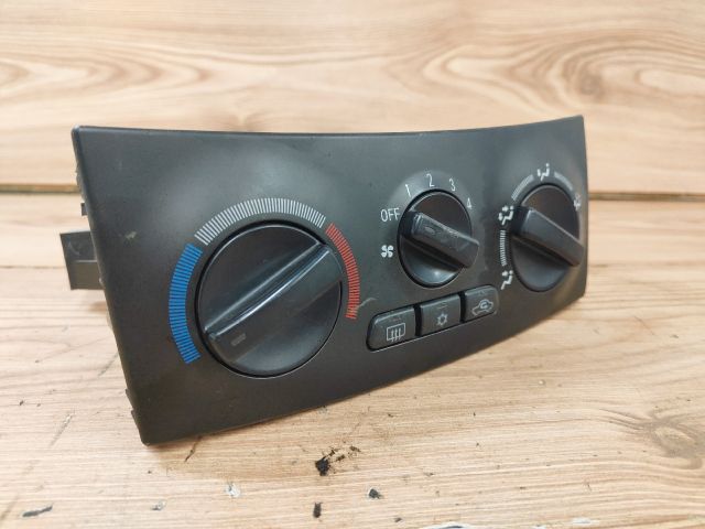 bontott MITSUBISHI SPACE STAR Fűtéskapcsoló (manuális klímás)