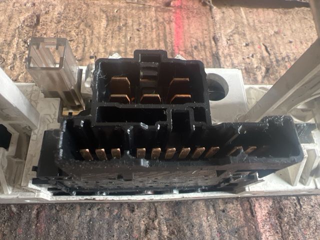 bontott MITSUBISHI SPACE STAR Fűtéskapcsoló