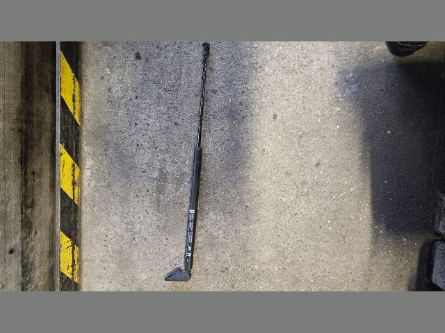 bontott MITSUBISHI SPACE STAR Gázrugós Kitámasztó Teleszkóp Csomagtérajtó Jobb