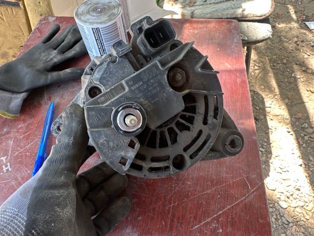 bontott MITSUBISHI SPACE STAR Generátor Elektronika