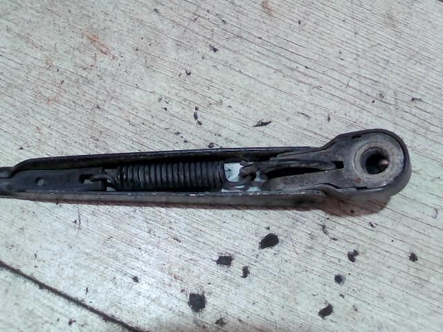 bontott MITSUBISHI SPACE STAR Hátsó Ablaktörlő Kar