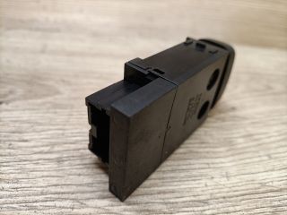 bontott MITSUBISHI SPACE STAR Hátsó Ködzárófény Kapcsoló