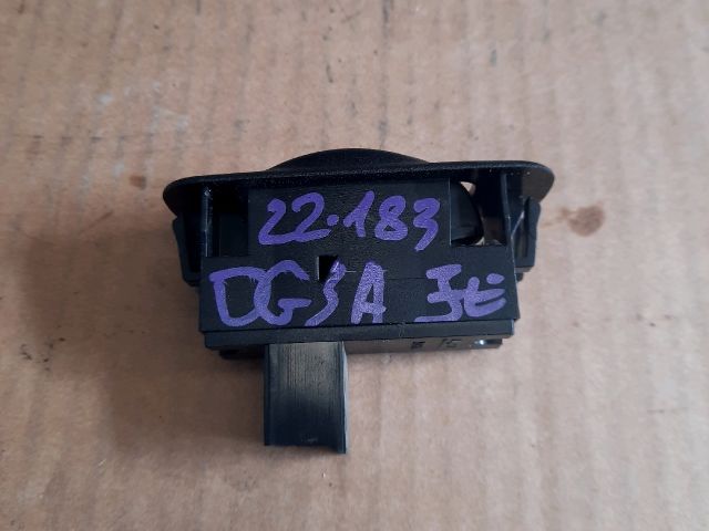 bontott MITSUBISHI SPACE STAR Jobb első Ablakemelő Kapcsoló