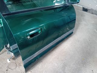 bontott MITSUBISHI SPACE STAR Jobb első Ajtó (Részeivel)