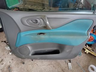 bontott MITSUBISHI SPACE STAR Jobb első Ajtó (Részeivel)